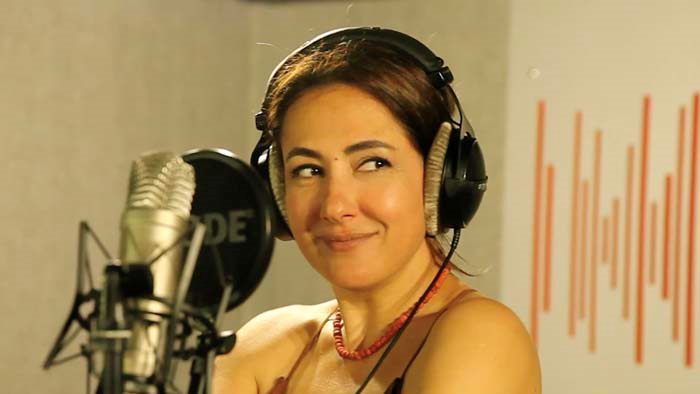 SEVİLEN İSİMLER SANAT ESERLERİNİ ANLATIYOR