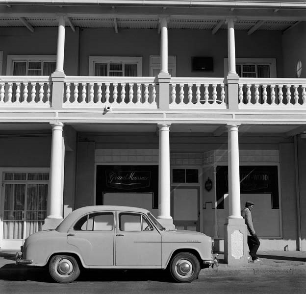 GÜNEY AFRİKALI SANATÇININ RETROSPEKTİFİ