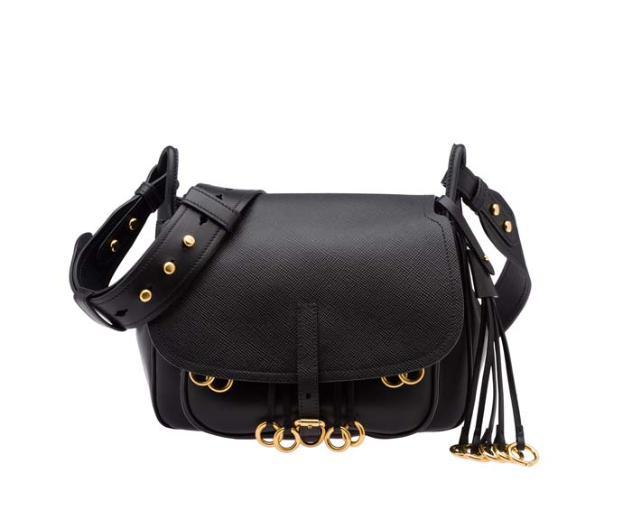 ÜNLÜLERİN FAVORİ ÇANTASI