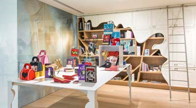 BU MAĞAZALAR FARKLI