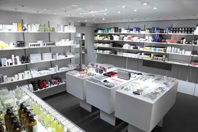 BU MAĞAZALAR FARKLI