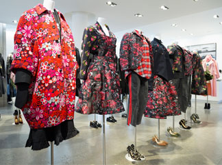 BU MAĞAZALAR FARKLI