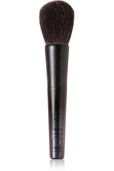 MAKYAJ UYGULAMALARININ YARDIMCILARI