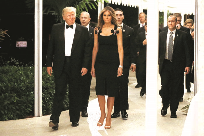 DÜNYA YENİ YILA BÖYLE GİRDİ