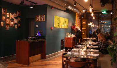 KARAKÖYÜN EN MEŞHUR MEKANLARININ EN SEVİLENLERİ 