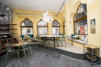 KARAKÖYÜN EN MEŞHUR MEKANLARININ EN SEVİLENLERİ 