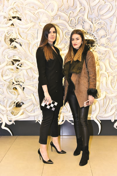 YILIN SON DAVETİNDE  SANATSEVERLERİN BULUŞMASI