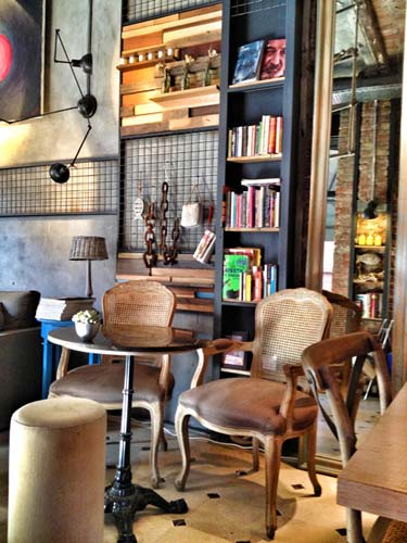 KARAKÖYÜN EN MEŞHUR MEKANLARININ EN SEVİLENLERİ 