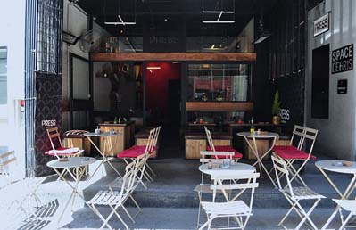 KARAKÖYÜN EN MEŞHUR MEKANLARININ EN SEVİLENLERİ 