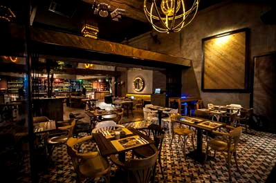 KARAKÖYÜN EN MEŞHUR MEKANLARININ EN SEVİLENLERİ 