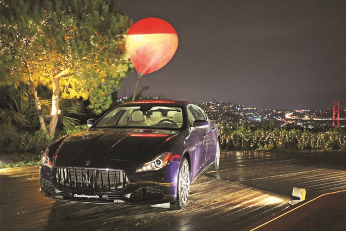 MÜZİKLE RENKLENEN  YENİ YIL BULUŞMASI