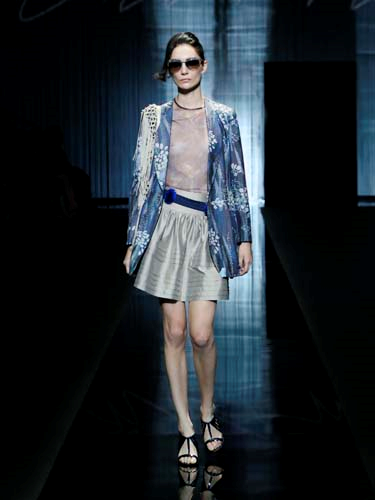 GIORGIO ARMANI 2017 İLKBAHAR/YAZ KADIN KOLEKSİYONU: CHARMANI