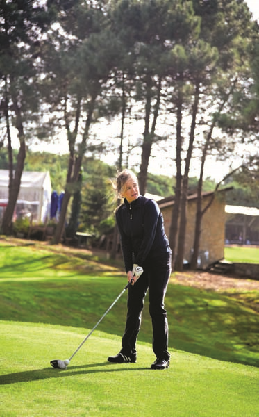 CEMİYET VE İŞ DÜNYASININ EN BAŞARILI KADIN GOLFÇÜLERİ