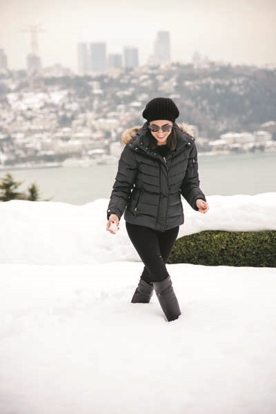 CEMİYETİN ÜNLÜ İSİMLERİNİN KAR KEYFİNE ORTAK OLDUK