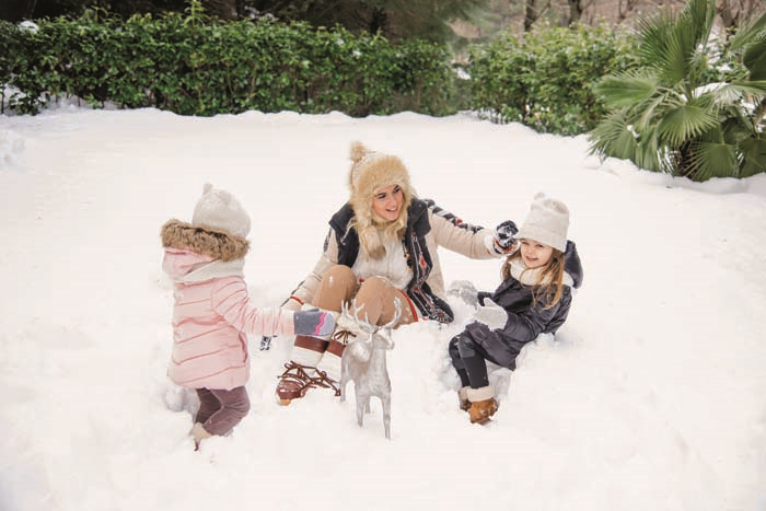 CEMİYETİN ÜNLÜ İSİMLERİNİN KAR KEYFİNE ORTAK OLDUK