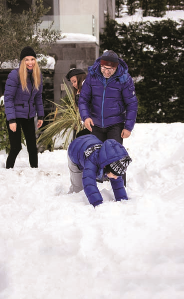 CEMİYETİN ÜNLÜ İSİMLERİNİN KAR KEYFİNE ORTAK OLDUK