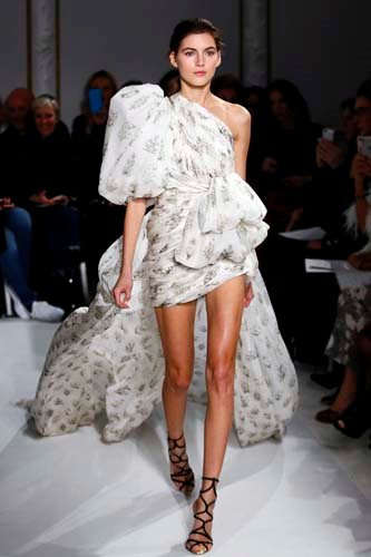 PARİS HAUTE COUTURE MODA HAFTASI