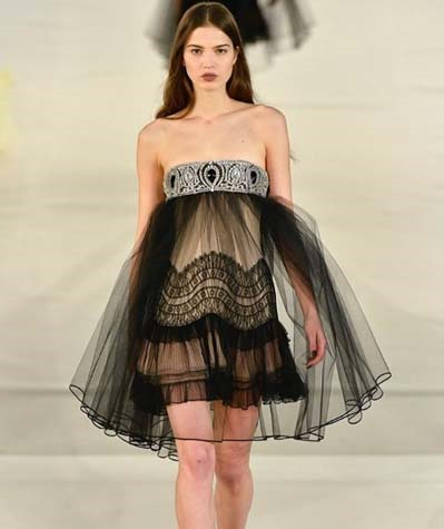 TÜM GÖZLER PARİSTE