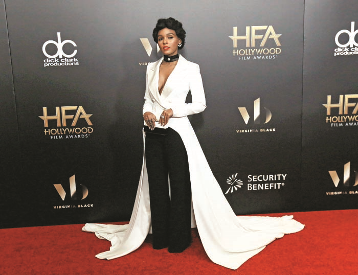 ŞARKICI VE OYUNCU JANELLE MONÁE MONOKROM AŞIĞI