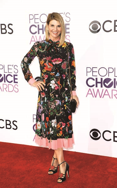 HALKIN FAVORİ YILDIZLARI  ÖDÜLLENDİRİLDİ