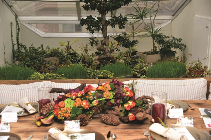 ALEM VE CHENOT D-LIFE EV SAHİPLİĞİNDE CEMİYETİN ÜNLÜ  İSİMLERİYLE ÖĞLE YEMEĞİNDE BULUŞTUK