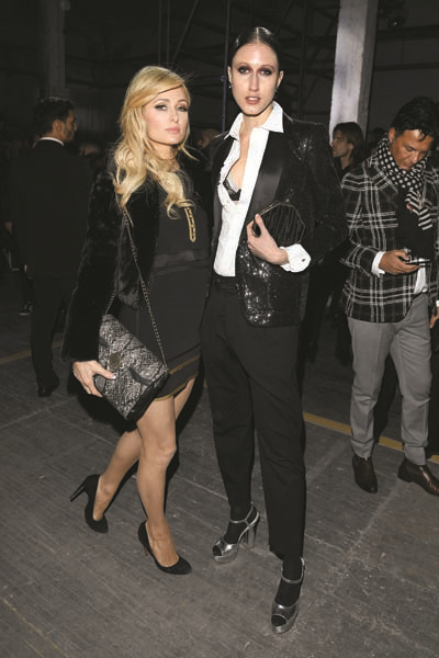 İKİZLERDEN RENKLİ PARTİ