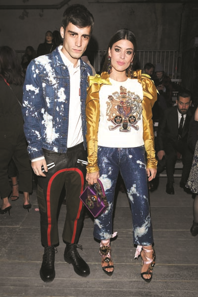 İKİZLERDEN RENKLİ PARTİ