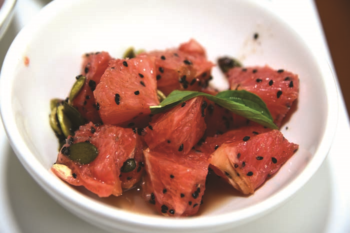 ALEM VE CHENOT D-LIFE EV SAHİPLİĞİNDE CEMİYETİN ÜNLÜ  İSİMLERİYLE ÖĞLE YEMEĞİNDE BULUŞTUK