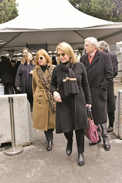 “MAVİ GÖZLÜ GÜLERYÜZLÜ PATRON”  SEVENLERİYLE ANILDI 