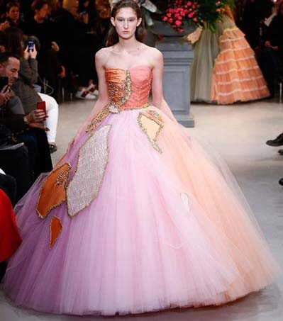 PARİS HAUTE COUTURE MODA HAFTASI SON BULDU