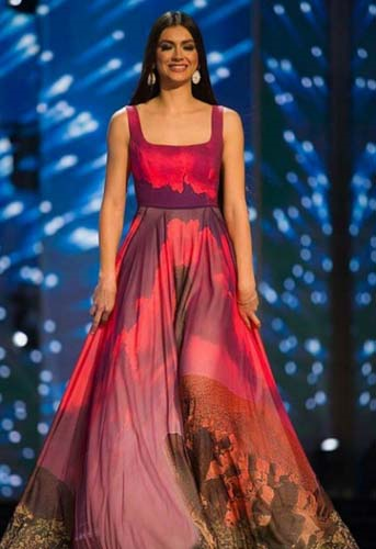 KAİNAT TACININ PEŞİNDE