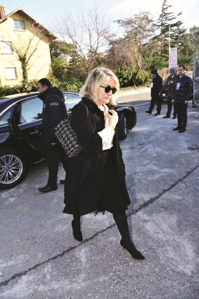 “MAVİ GÖZLÜ GÜLERYÜZLÜ PATRON”  SEVENLERİYLE ANILDI 