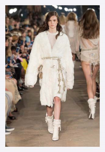 LORENZO SERAFINI 80LERDEN ESİNLENDİ