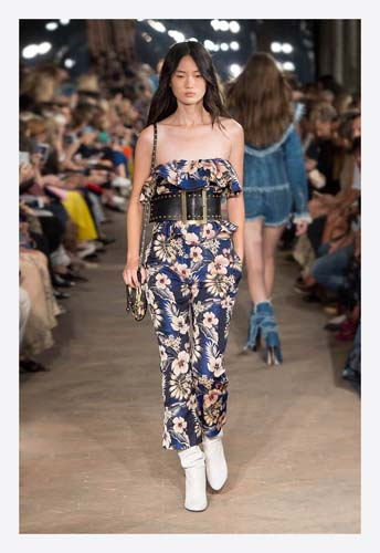 LORENZO SERAFINI 80LERDEN ESİNLENDİ