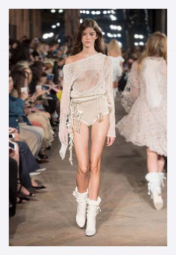 LORENZO SERAFINI 80LERDEN ESİNLENDİ