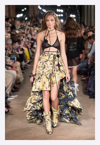 LORENZO SERAFINI 80LERDEN ESİNLENDİ