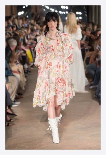 LORENZO SERAFINI 80LERDEN ESİNLENDİ