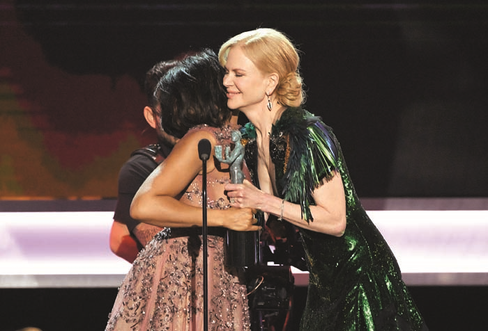 23. SCREEN ACTORS GUİLD ÖDÜLLERİ,  SAHİPLERİNİ BULDU