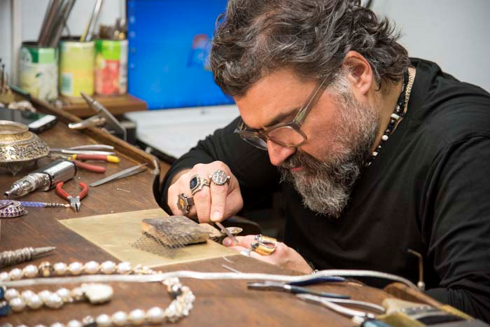 SEVAN BIÇAKÇININ ÇEKİMİNİN RENKLİ PERDE ARKASI