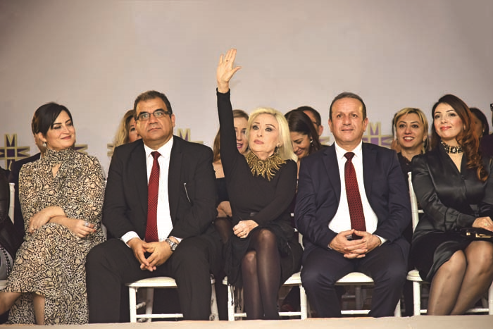 KIBRIS’TA DİLEK HANİF KOLEKSİYONU BÜYÜLEDİ