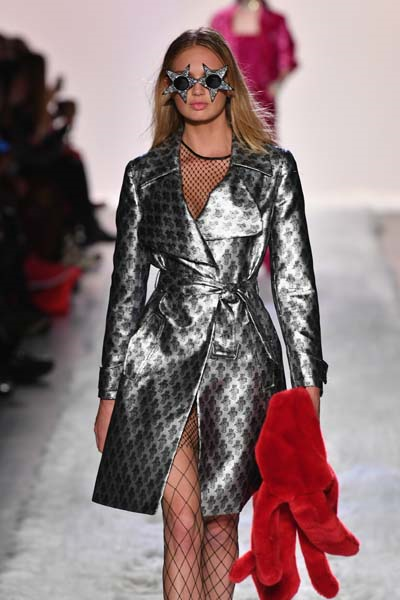 RENKLİ NEW YORK MODA HAFTASI