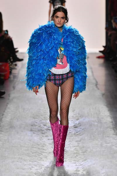 RENKLİ NEW YORK MODA HAFTASI