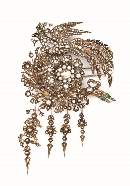 ÖZEL KOLEKSiYONLAR MÜZAYEDESİ