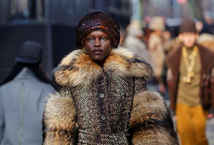 MARC JACOBSIN NEW YORKU