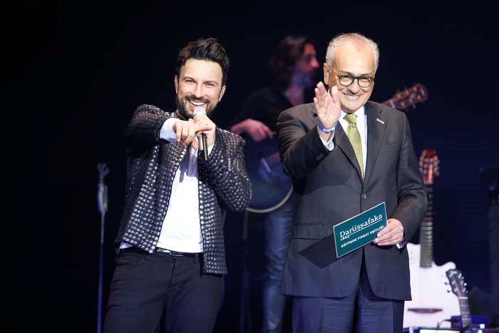 TARKAN'DAN EĞİTİME BÜYÜK DESTEK