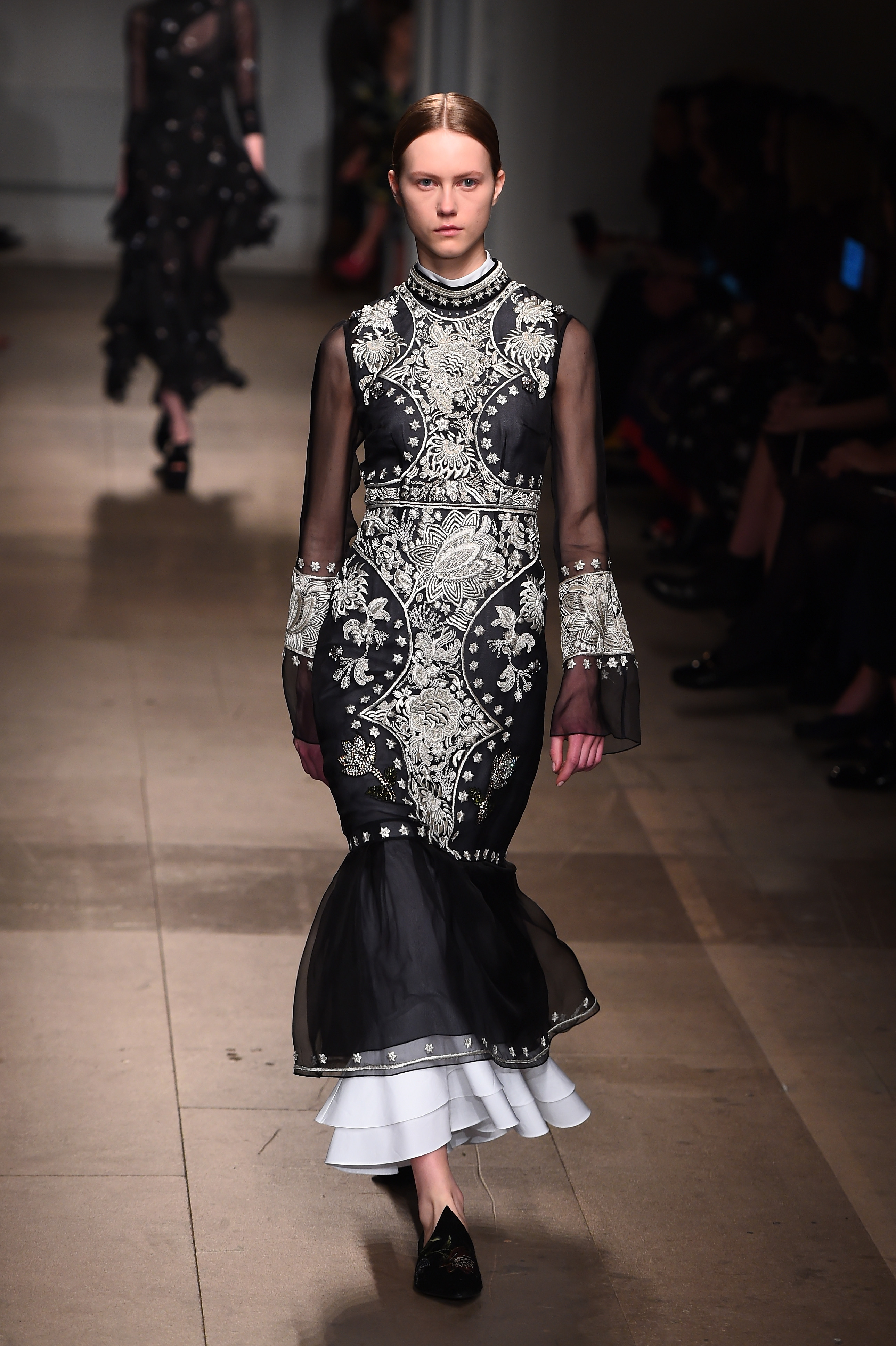 LONDRA MODA HAFTASI’NDA ERDEM