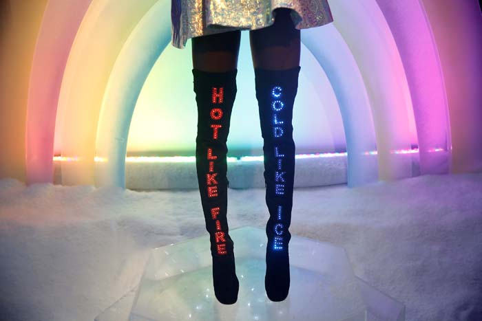 LONDRA MODA HAFTASINDA ÜNLÜLER GEÇİDİ