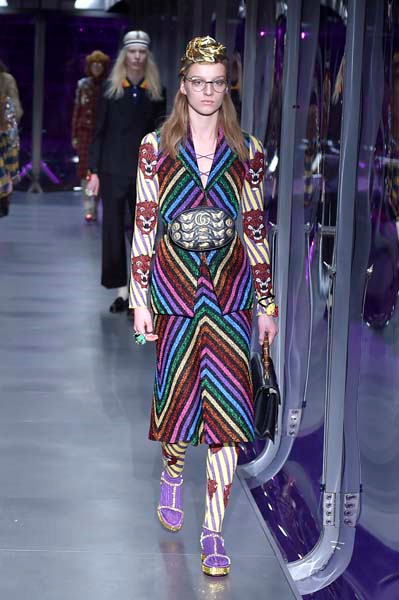 MİLANO MODA HAFTASININ ÖNE ÇIKANLARI