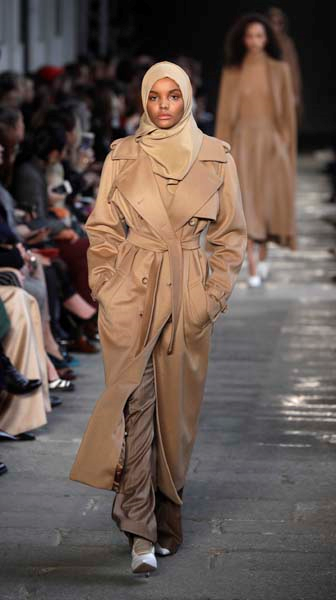 MİLANO MODA HAFTASININ ÖNE ÇIKANLARI