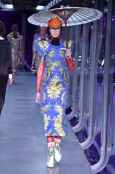 MİLANO MODA HAFTASININ ÖNE ÇIKANLARI